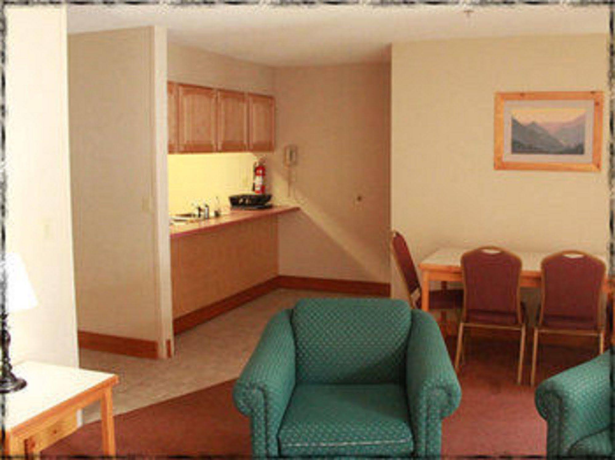 Lodge At Palmer Gulch Hill City Exterior foto