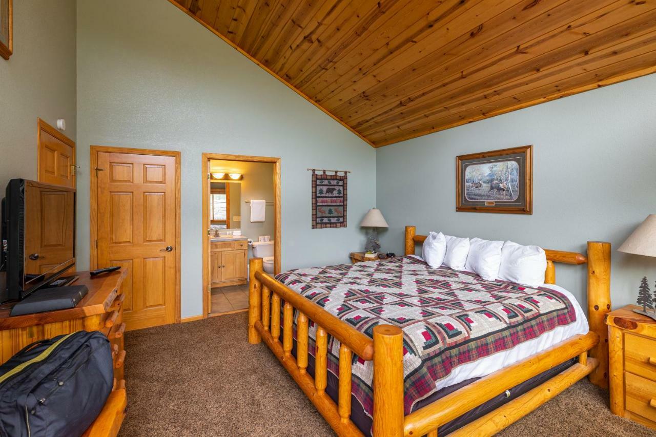 Lodge At Palmer Gulch Hill City Exterior foto