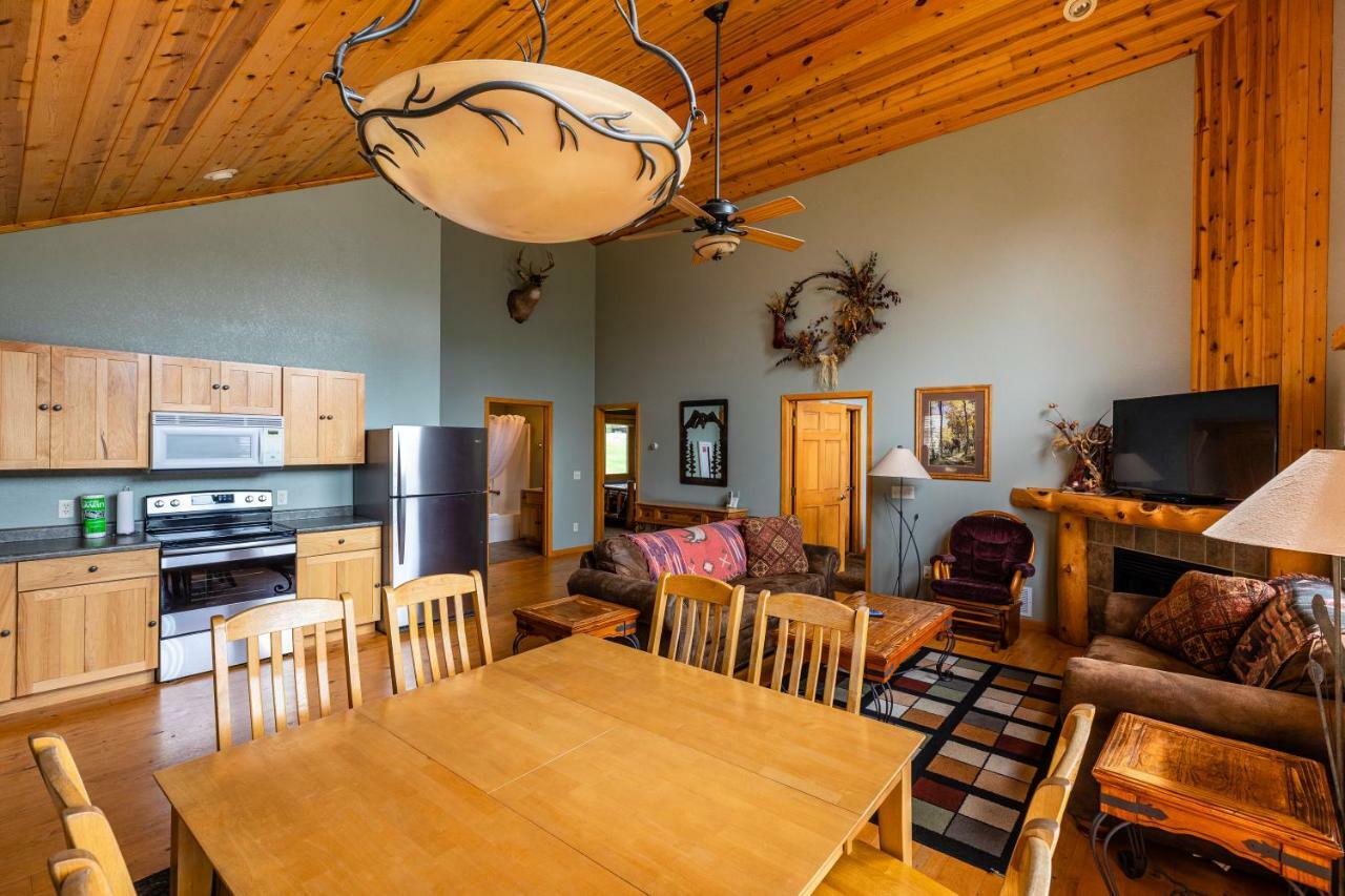 Lodge At Palmer Gulch Hill City Exterior foto